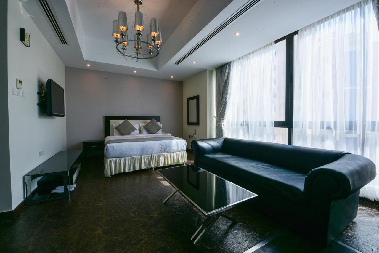 Loumage Hotel & Suites Manama Exteriör bild