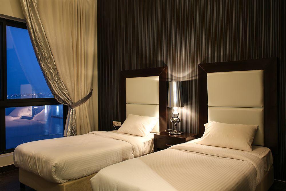 Loumage Hotel & Suites Manama Exteriör bild