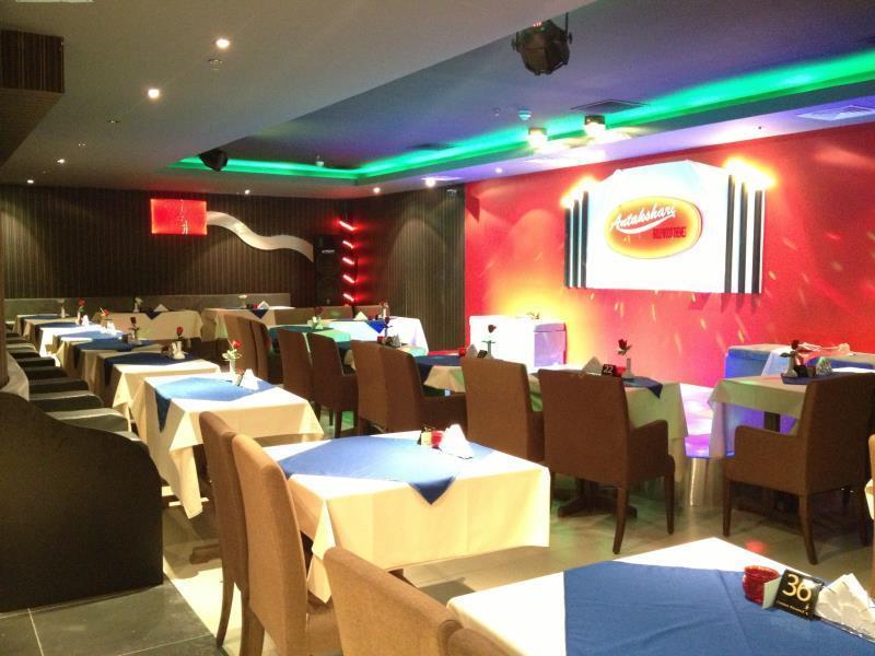 Loumage Hotel & Suites Manama Exteriör bild