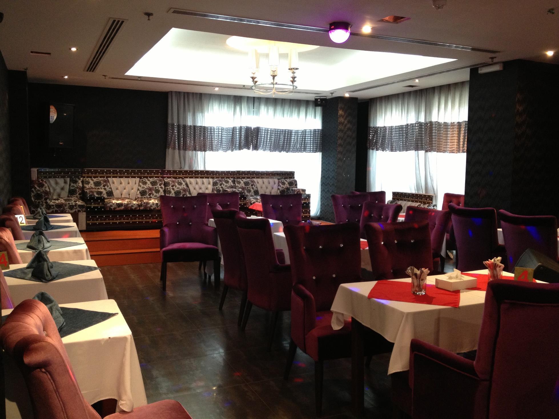 Loumage Hotel & Suites Manama Exteriör bild