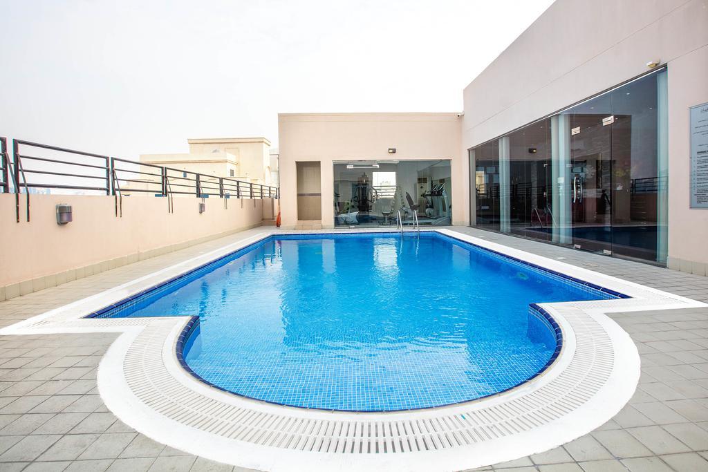 Loumage Hotel & Suites Manama Exteriör bild