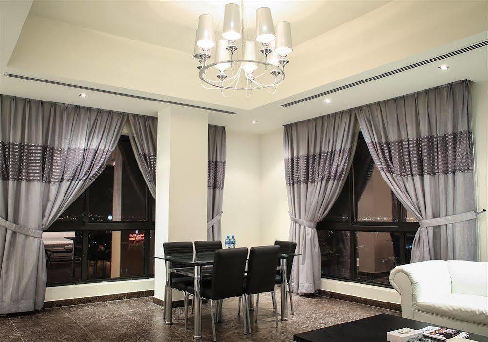 Loumage Hotel & Suites Manama Exteriör bild