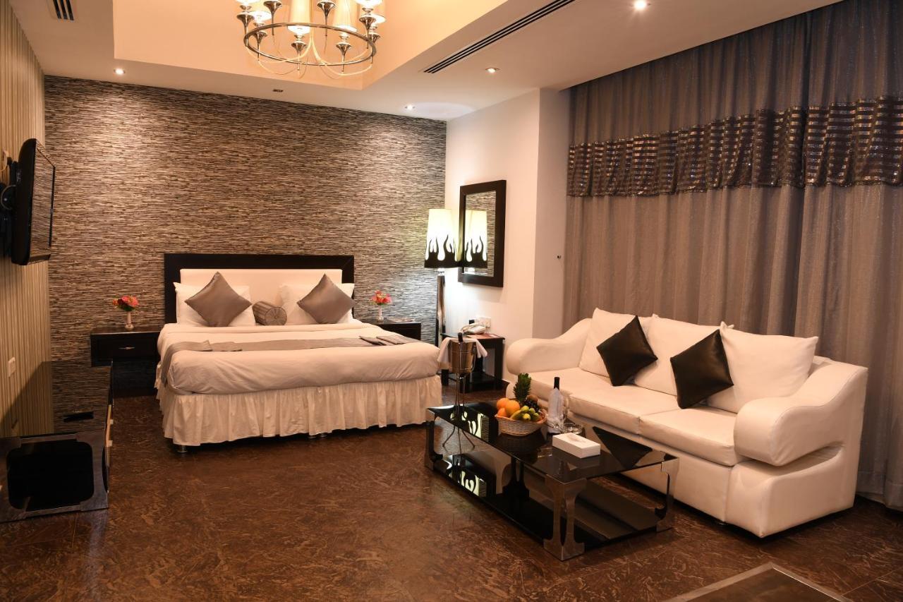 Loumage Hotel & Suites Manama Exteriör bild